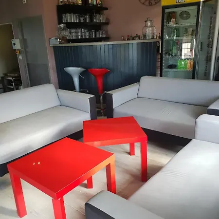 Fasthotel Castres 酒店 2*