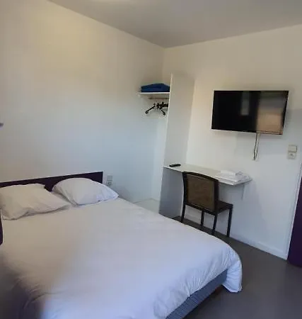 Fasthotel Castres 酒店