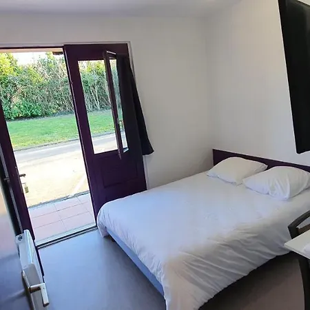 酒店 Fasthotel Castres 2*